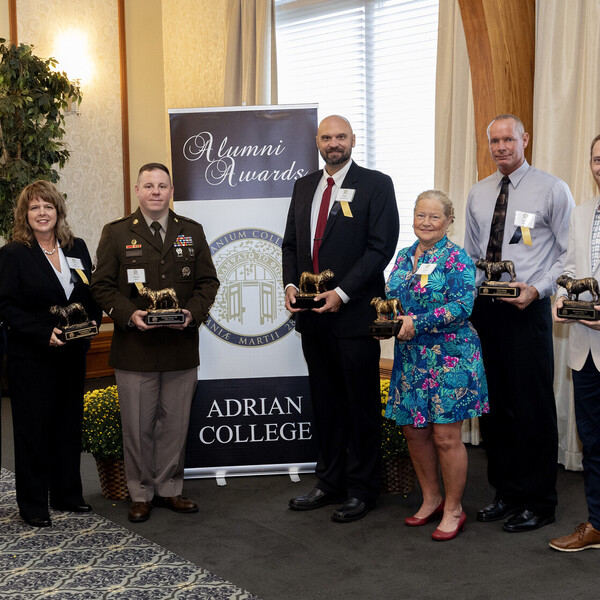 alumni-awards-ceremony-honors-seven-for-outstanding-service-to-ac-community