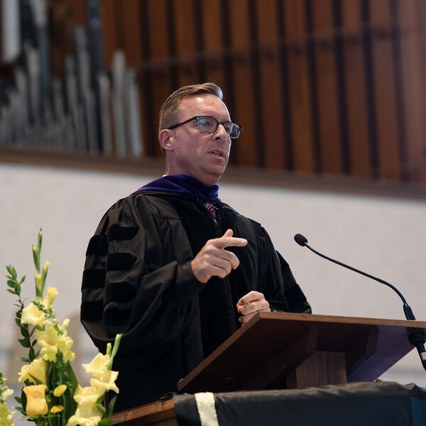 Bell tells AC students to focus on forward movement during opening convocation